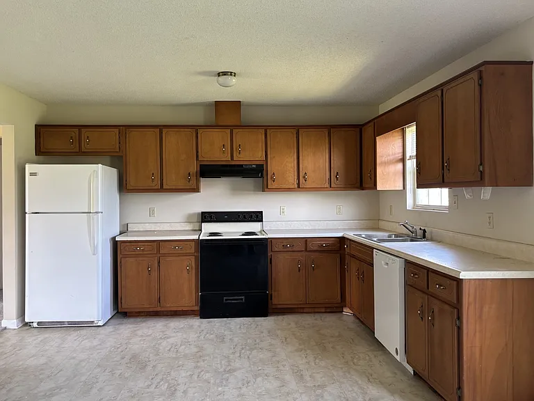 136 Hunt Hollow Dr — Photo 3
