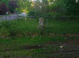 2 Fairview St, Springfield, VT 05156