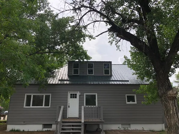207 Pondera Ln, Shelby, MT 59474