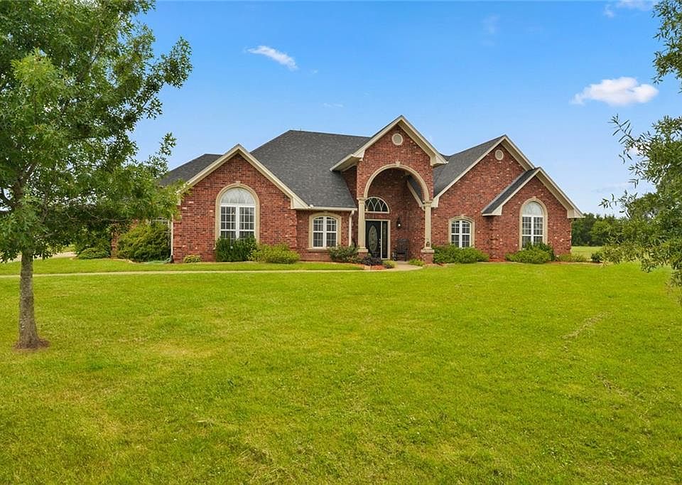 1st image of 4018 Farm Road 269 S