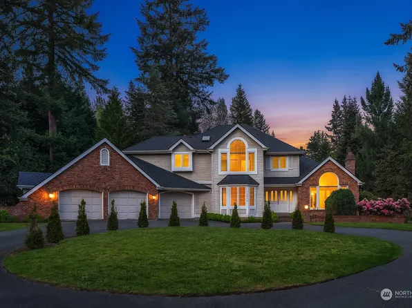 14034 220th Avenue NE, Woodinville, WA 98077