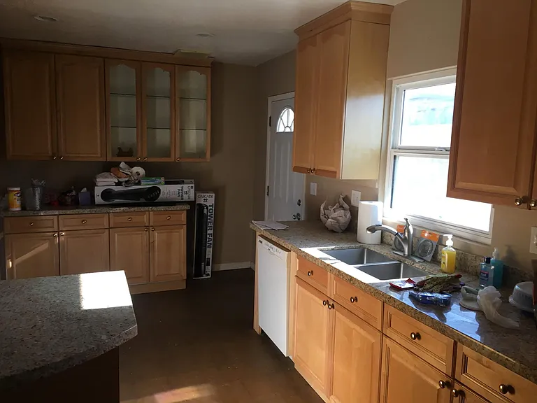 1938 E Mitchell Dr — Photo 18