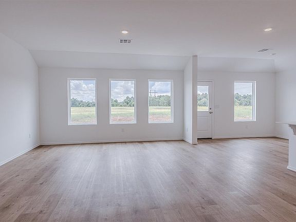 3rd image of 4311 S Elm Ridge St