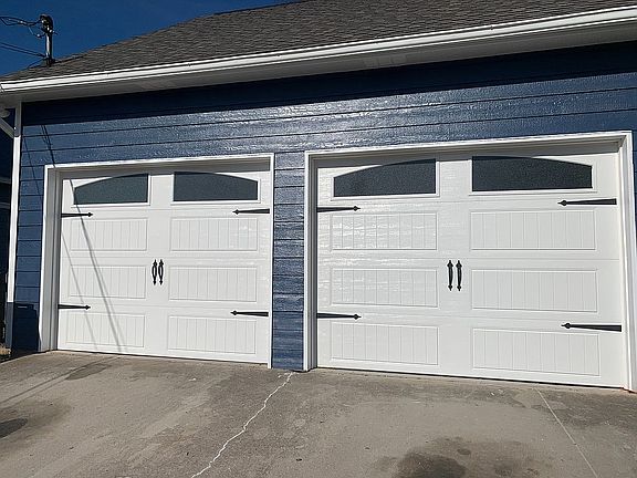 3rd image of 1029 Harbour Shore Dr