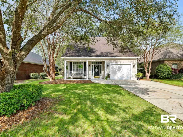 30291 Green Ct, Daphne, AL 36527