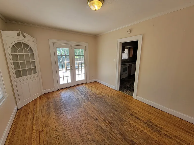1444 S Bend Ave — Photo 30