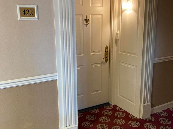 2nd image of 4200 N MILLER Road #422
