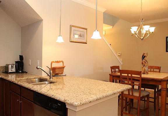 4th image of 129 Amistad Dr