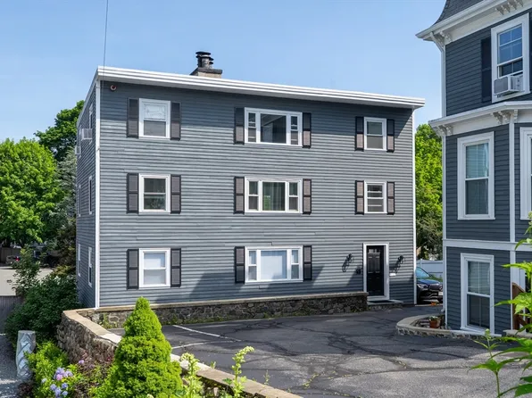 121-121 R Elm St #2, Marblehead, MA 01945