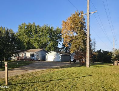 3239 Highway 20 Hwy SE, Jamestown, ND, 58401