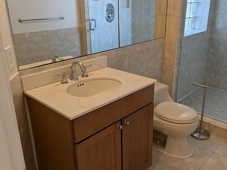 1421 Q St NW #1 — Photo 17