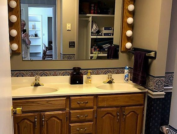1ST FLOOR BATH VANITY 