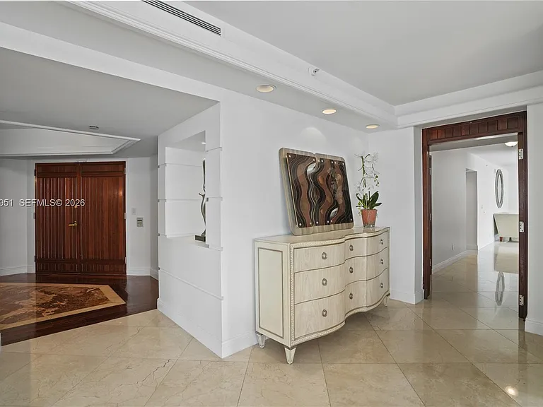 19355 Turnberry Way #25GR — Photo 12