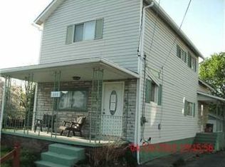 733 Chestnut St, New castle, PA 16101