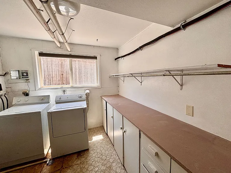 3824 Manchester St — Photo 22