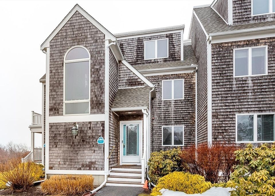 1st image of 4 Highland Ter APT 415