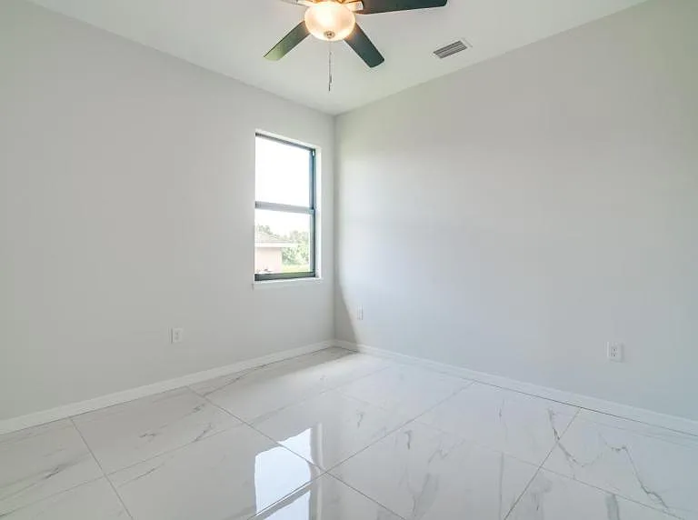 4864 Golfview Blvd — Photo 11