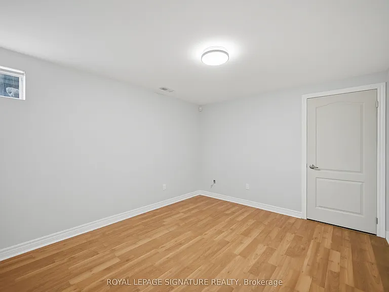 53 Guery Cres #2 — Photo 19