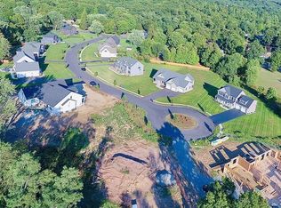 12 Willow Brook Ln, Wilbraham, MA 01095