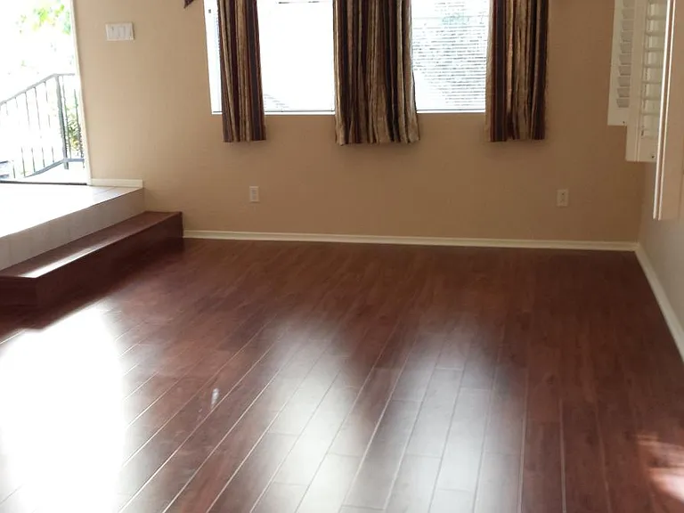 Living Room (Entry)