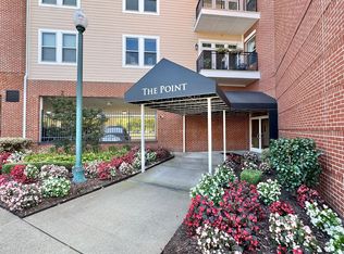 670 Town Center Dr, Newport News, VA 23606