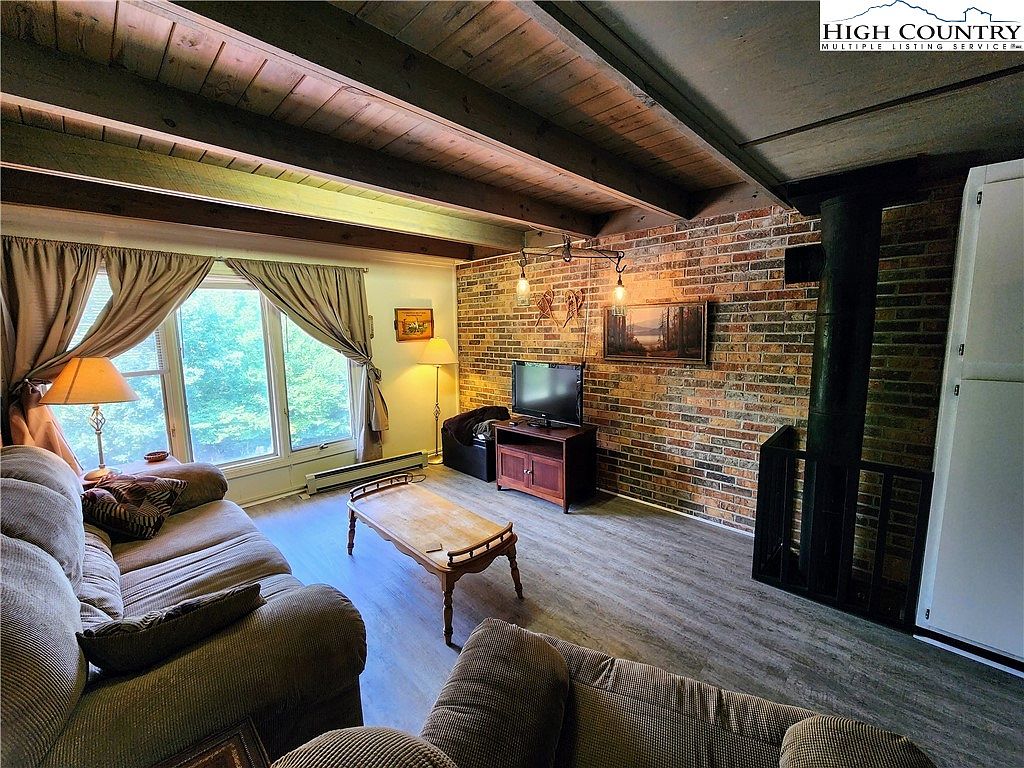 104 Snowplow Lane UNIT 2, Banner Elk, NC 28604 Zillow