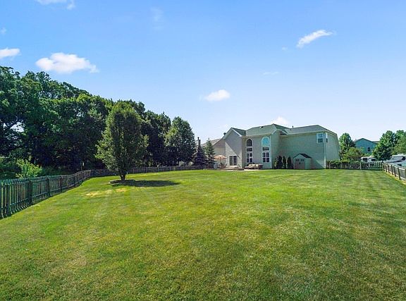2nd image of 5710 Brentwood Dr