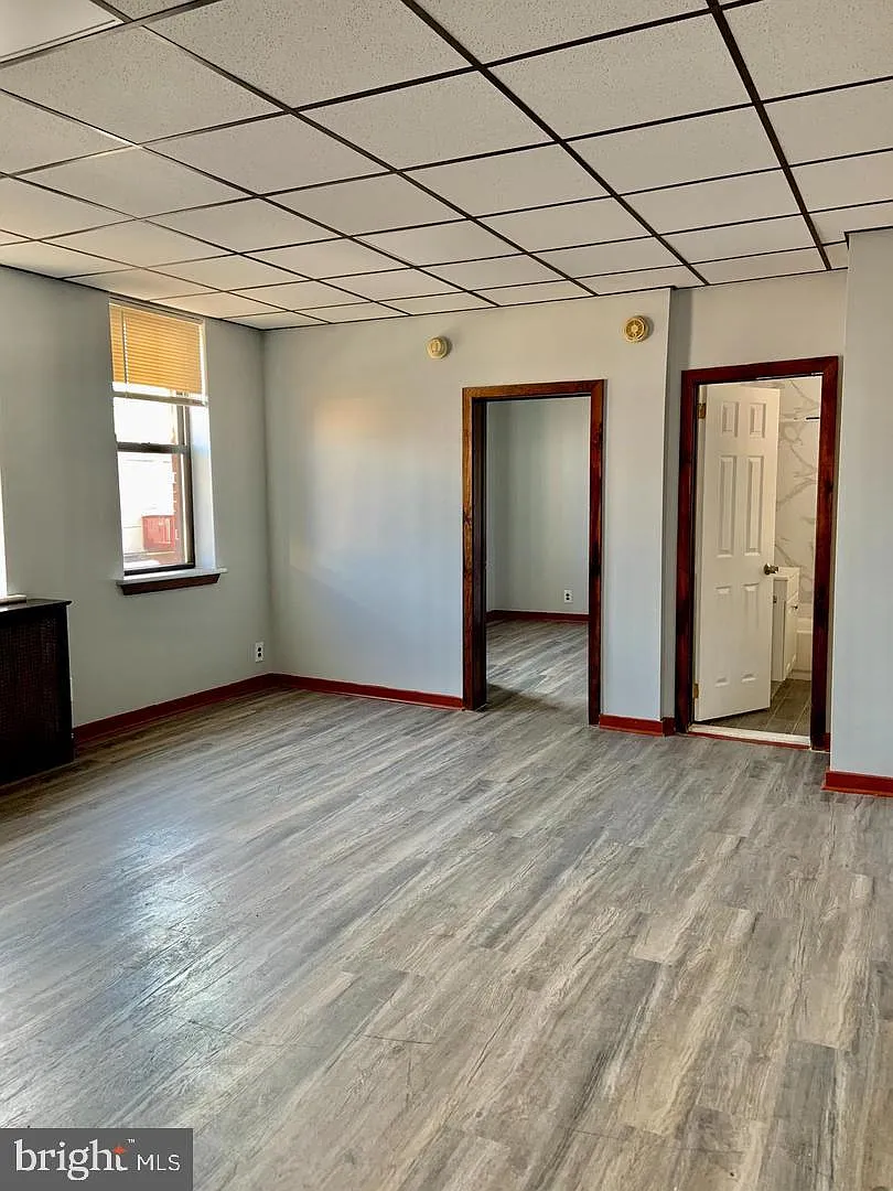 1 bed, 1.0 bath, 800 sqft, $925 — Photo 4