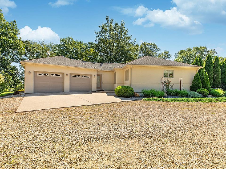 24061 Grange Hall Rd, Jerseyville, IL 62052 MLS 23050031 Zillow