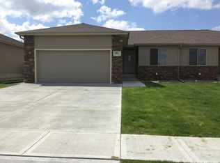 1603 E 57th St, Kearney, NE 68847