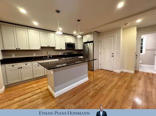 628 Trapelo Rd #4, Belmont, MA 02478