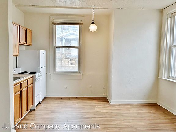 2nd image of 5429 Stanton Ave #9586835