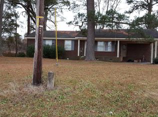 929 Holland Rd, Greenville, NC 27834