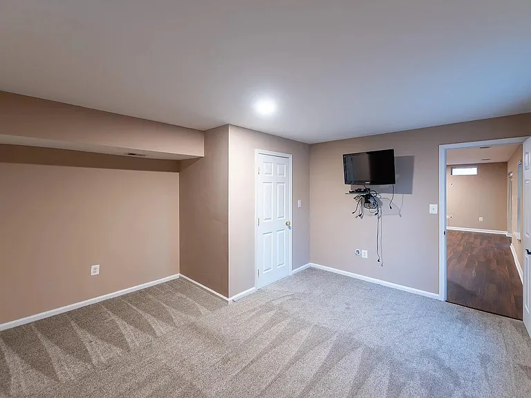 43 Wiltshire Dr — Photo 31