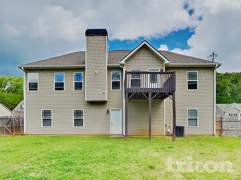 217 Arbor Dr — Photo 15