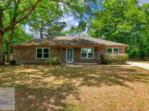 1016 Farr Ct, Hinesville, GA 31313