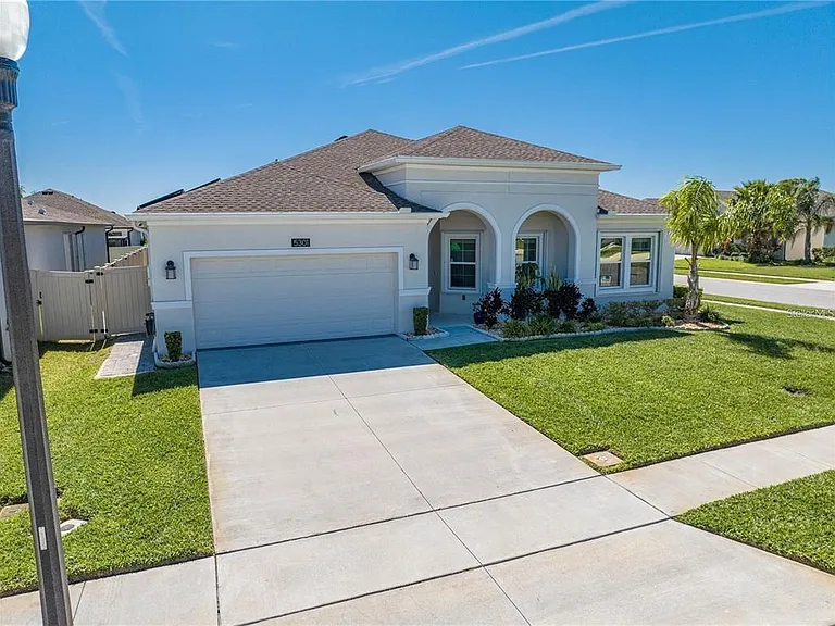 5301 Amersham Ln — Photo 3
