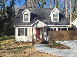 370 Camelot Dr, Athens, GA 30606