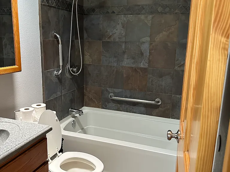 7301 Hutchins Way — Photo 4