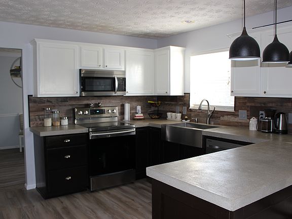 2nd image of 1256 Bramley Ct