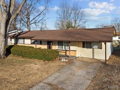 6104 Old Collinsville Rd, Fairview Heights, IL, 62208