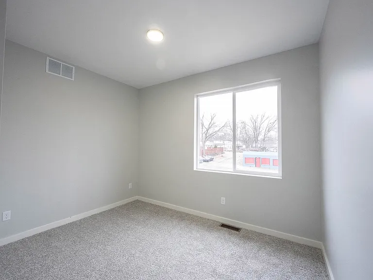 2810 E. Michigan St — Photo 18