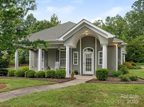 13220 Old Compton Ct, Pineville, NC 28134