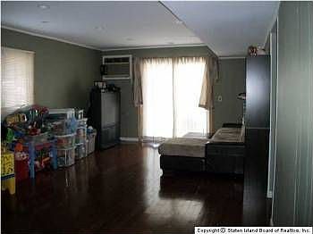 2nd image of 198 Sheraden Ave #Ave