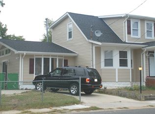 29 8th St, Hazlet Township, NJ 07734