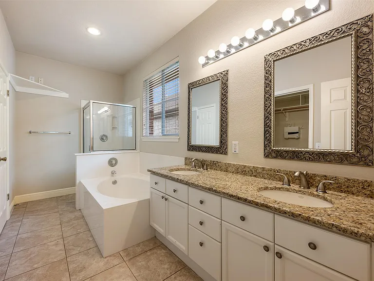 11619 Sonoma Dr — Photo 28