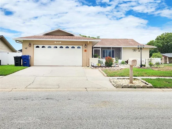 8110 Damara Dr, New Port Richey, FL 34653
