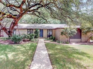 8711 Crest Ridge Cir, Austin, TX 78750