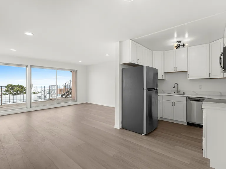 70 Crestline Dr #11 — Photo 17