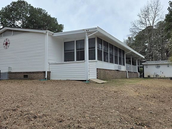 4th image of 962 Winston Trail